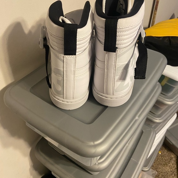 Air Jordan 1 Moto 'Pure Platinum' AT3146-100 - Picture 6 of 8